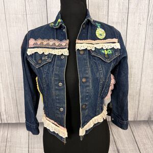 VTG Levi's Youth Girls Size 10 Blue Denim Buttons Patchwork Lace Antique Jacket
